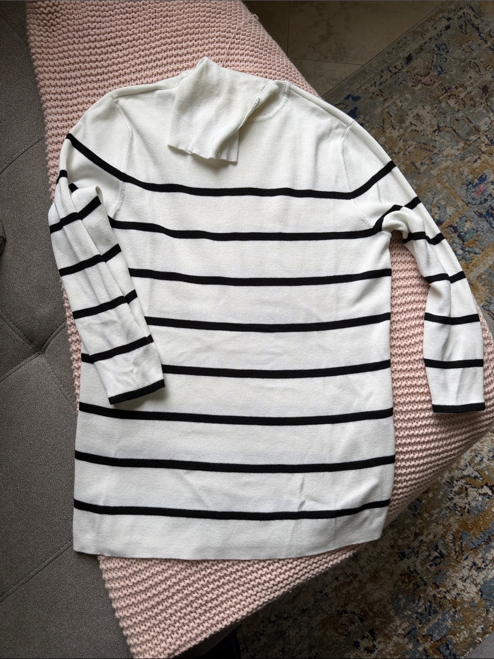 Chico's White Knit Top with Black Accent